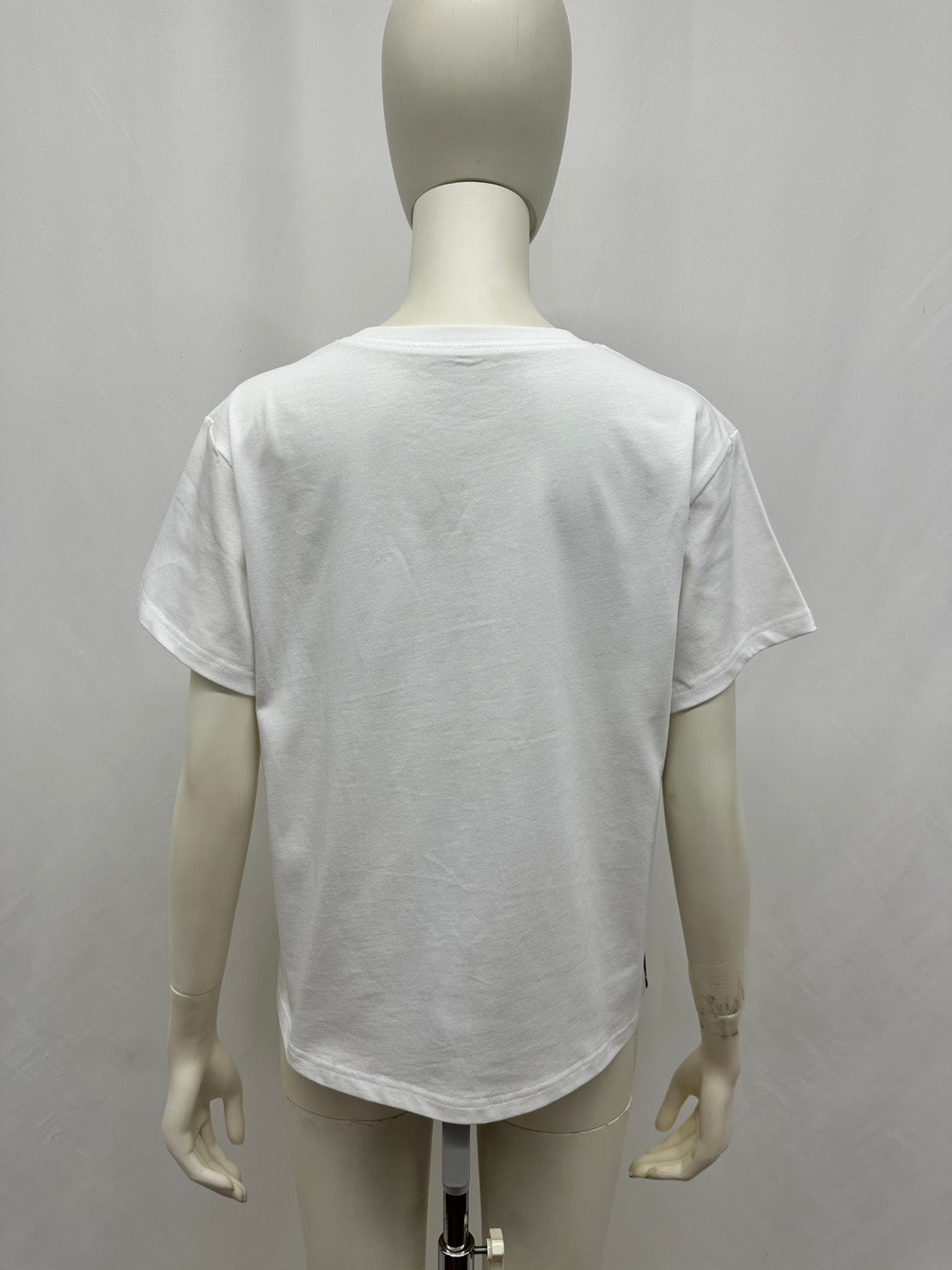 ロゴTシャツ