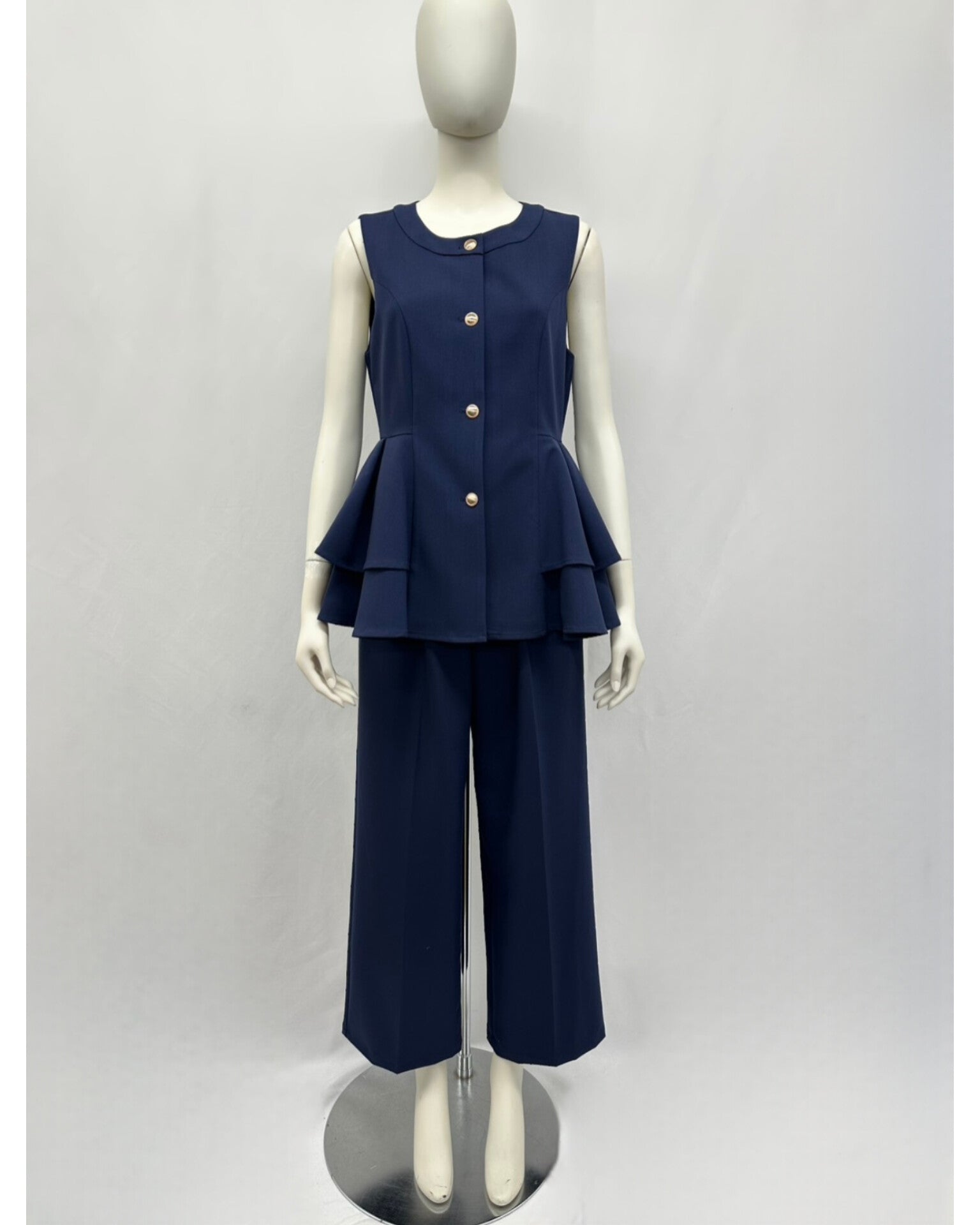 タック ワイドストレートパンツ