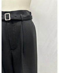 タック ワイドストレートパンツ